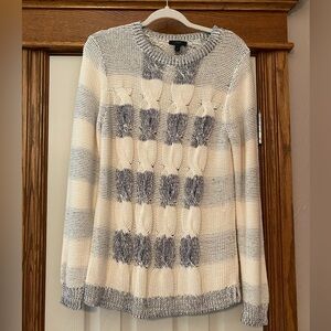 J Crew Womens Striped Gray and Cream Bulky Sweater Sz M Twisted Weave Design